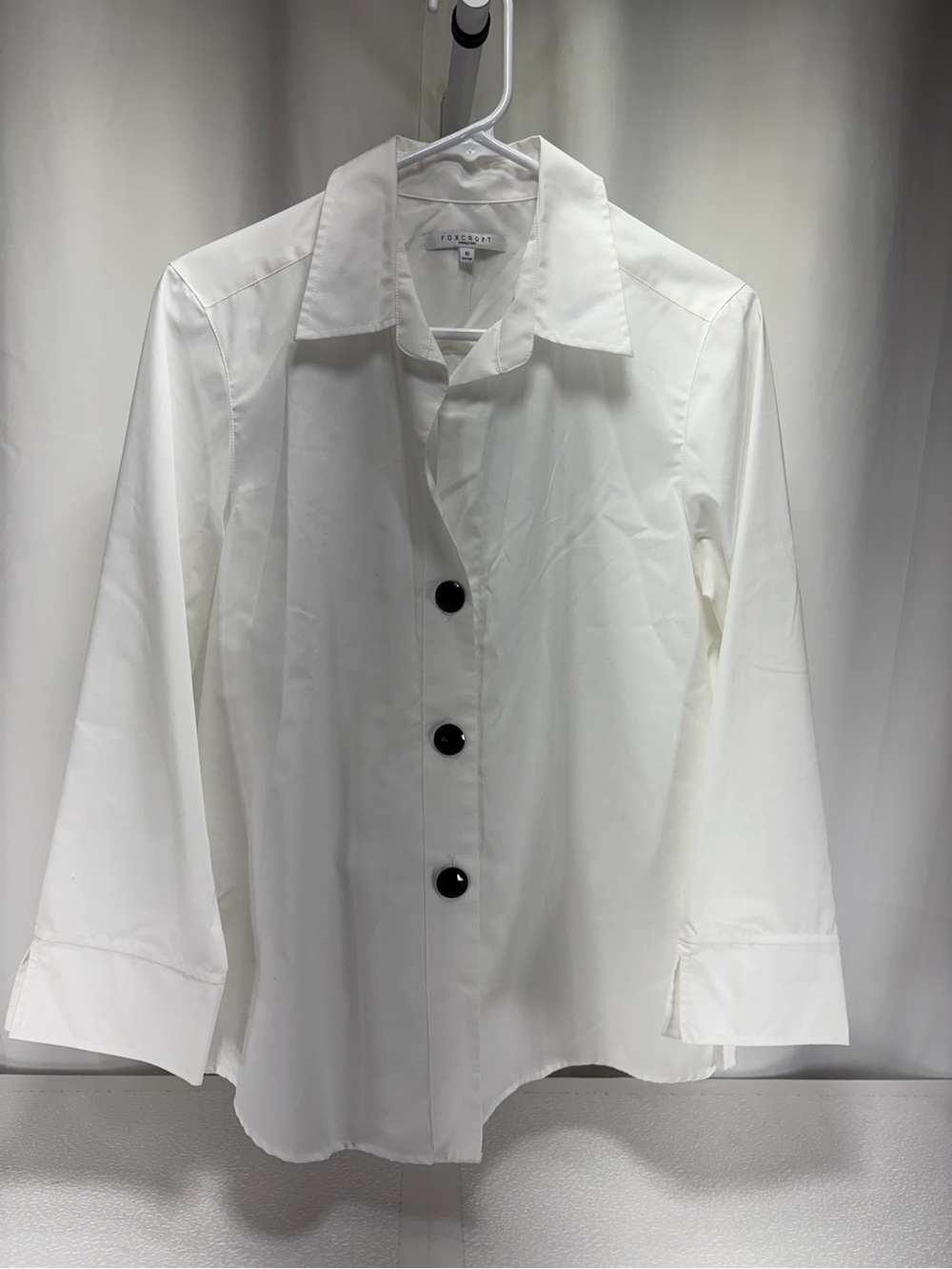 Foxcroft White Button-Front Shirt with Black Buttons 4693
